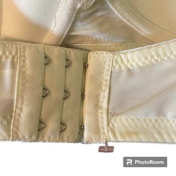 New Mamia Lingerie Bra 38D Lace Adjustable Straps Padded Cups Hook and Eye - Picture 8 of 10